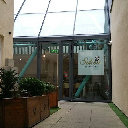 Grand Plaza Serviced Apartments London Exterior photo