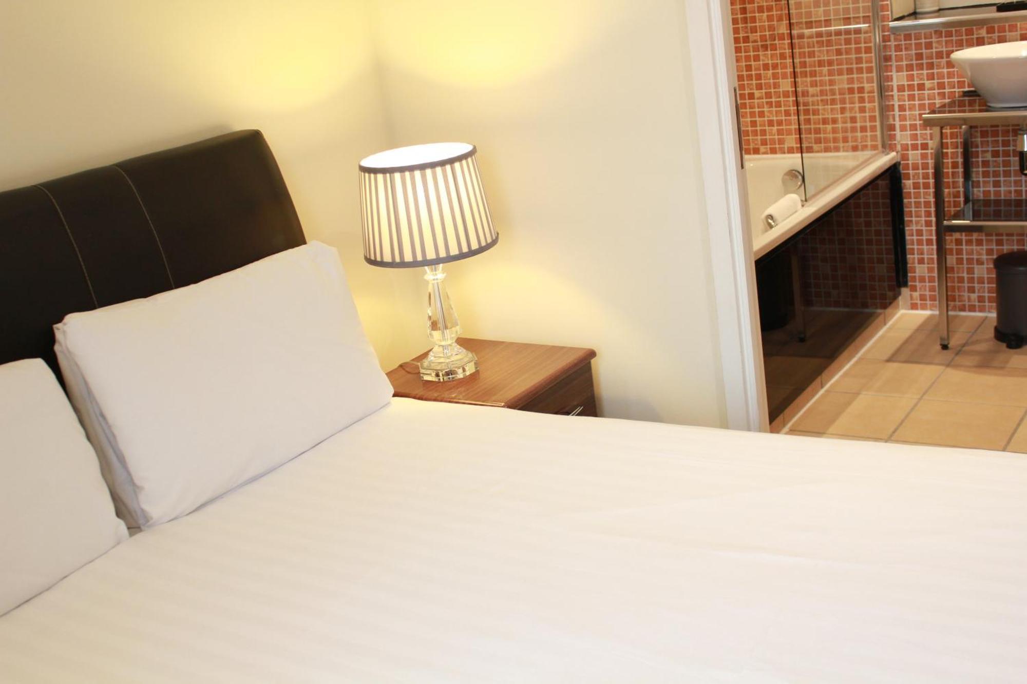 Grand Plaza Serviced Apartments London Exterior photo