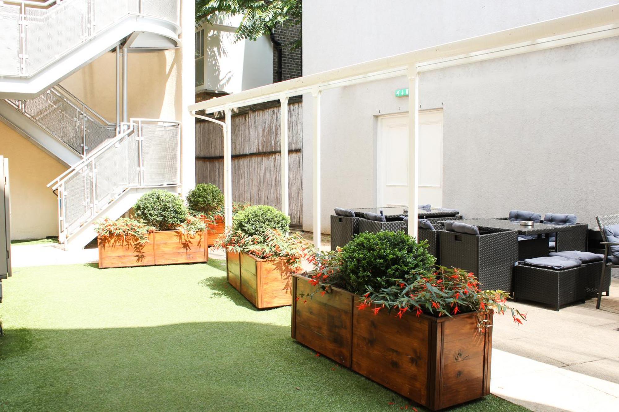 Grand Plaza Serviced Apartments London Exterior photo