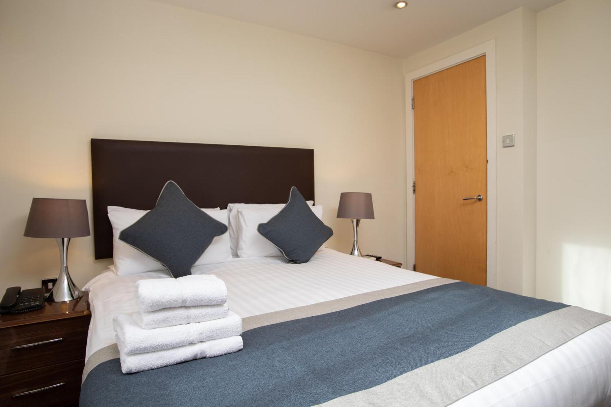 Grand Plaza Serviced Apartments London Exterior photo