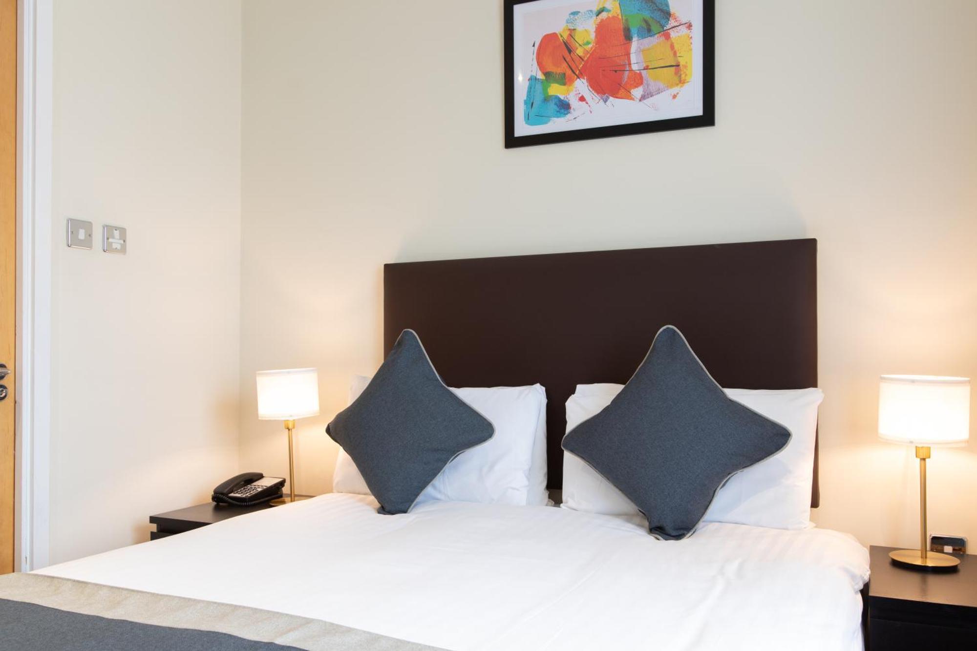 Grand Plaza Serviced Apartments London Exterior photo