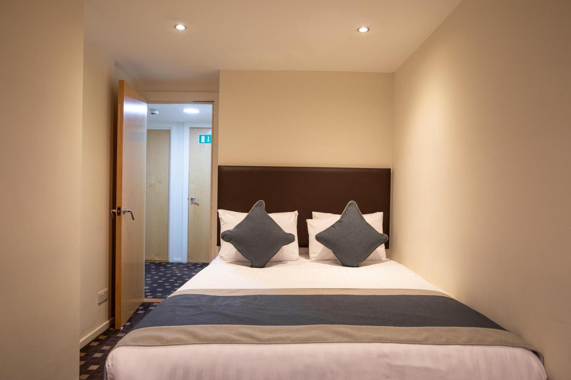 Grand Plaza Serviced Apartments London Exterior photo