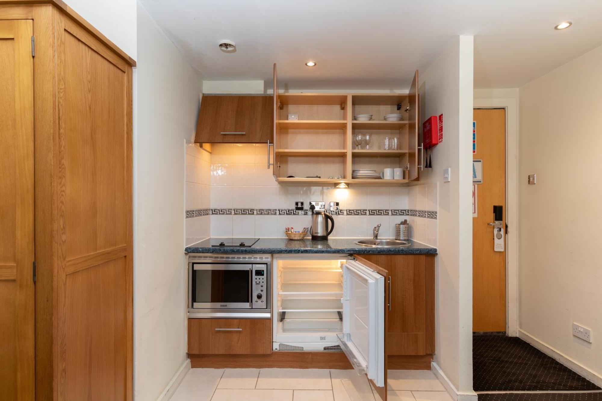 Grand Plaza Serviced Apartments London Exterior photo